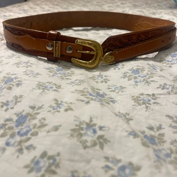 Circle Y Tooled Leather Belt with Gold Buckle - Women's Accessory - Picture 1 of 6